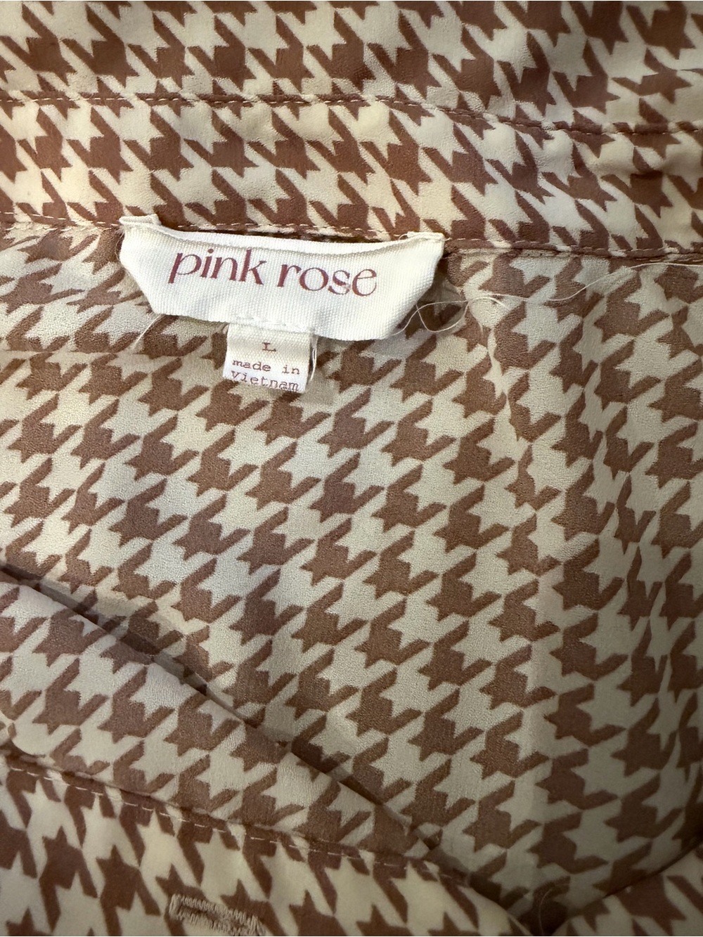 Pink Rose Houndstooth Blouse in Brown and Cream - Picture 3 of 3